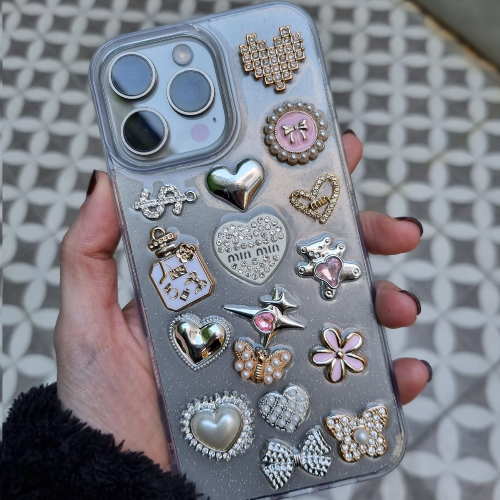 Funda charms